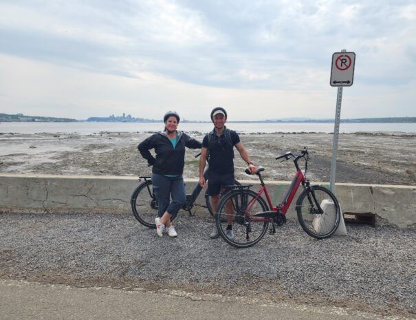 Guided Electric Bike Tour of Île d'Orléans island with Alasi Québec.